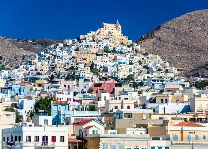 Ano Syros Marvellous Oven